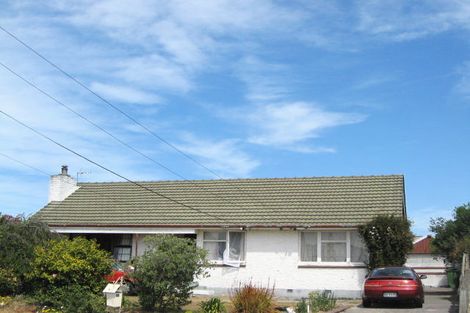 Photo of property in 26 Ontario Place, Wainoni, Christchurch, 8061