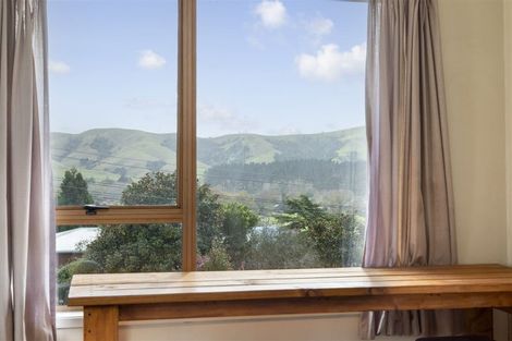 Photo of property in 17 Rautawhiri Road, Helensville, 0800