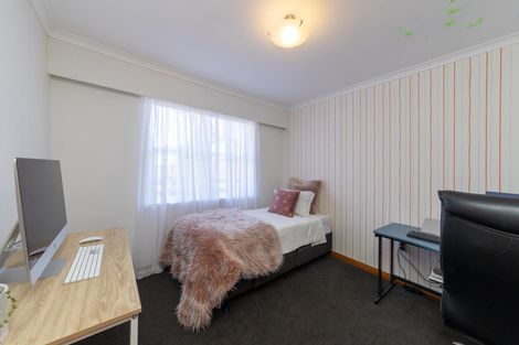 Photo of property in 7 Liverpool Street, Takaro, Palmerston North, 4412