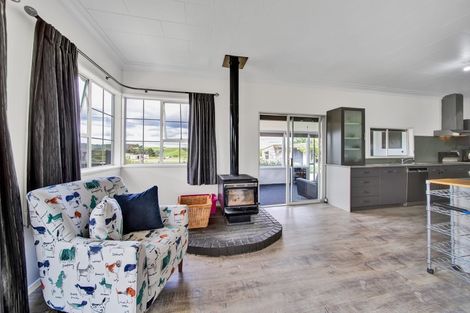 Photo of property in 444 Fraser Road, Normanby, Hawera, 4673