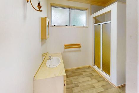 Photo of property in 5 Patea Place, Terrace End, Palmerston North, 4410