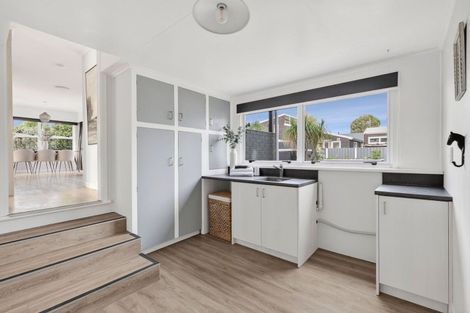 Photo of property in 47 Weld Street, Cambridge, 3434