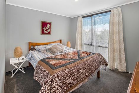 Photo of property in 9a Mcmanaway Grove, Stokes Valley, Lower Hutt, 5019