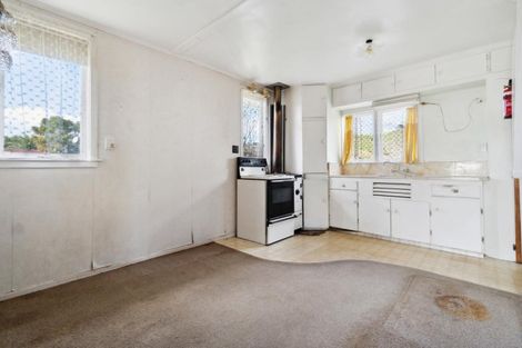 Photo of property in 18 Bertram Road, Kawakawa Bay, 2585