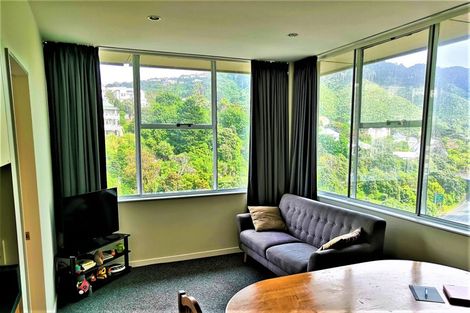 Photo of property in Terrace Tower Apartments, 10e/126 The Terrace, Wellington Central, Wellington, 6011