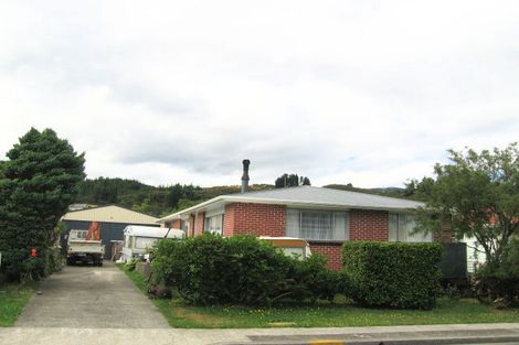 Photo of property in 36 Oregon Drive, Maoribank, Upper Hutt, 5018