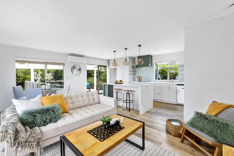 Photo of property in 20b Moffat Road, Red Beach, 0932