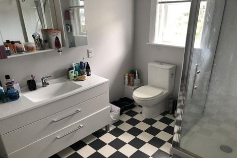 Photo of property in 9 Wadestown Road, Wadestown, Wellington, 6012