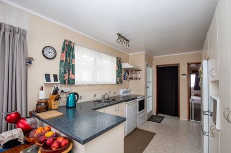 Photo of property in 1 Mcclean Place, Ngatea, 3503