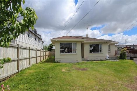 Photo of property in 8 Snead Place, Hamilton East, Hamilton, 3216