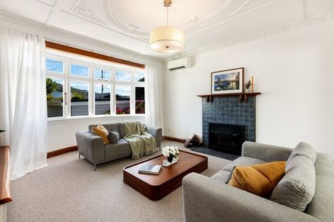 Photo of property in 13 Firth Terrace, Karori, Wellington, 6012