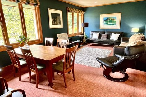 Photo of property in 8 Rutland Street, Picton, 7220