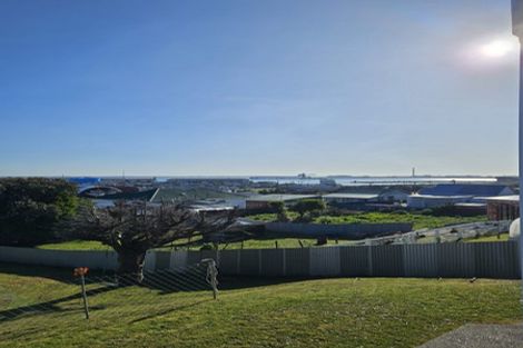 Photo of property in 235 Barrow Street, Bluff, 9814