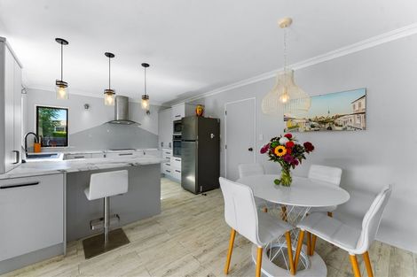 Photo of property in 29b View Road, Waiuku, 2123