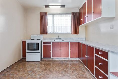 Photo of property in 76 Grimseys Road, Redwood, Christchurch, 8051