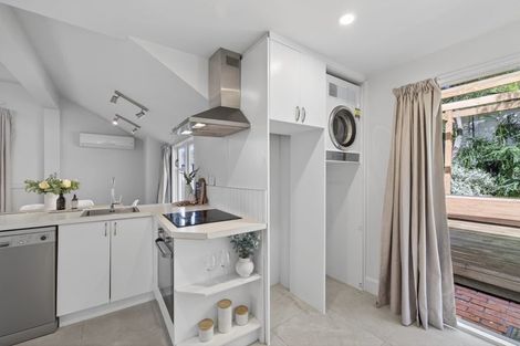 Photo of property in 341 Barbadoes Street, Christchurch Central, Christchurch, 8011