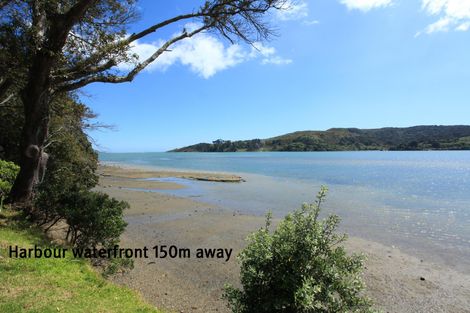 Photo of property in 28 James Street, Raglan, 3225