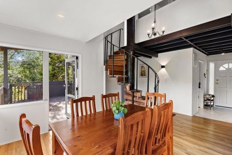 Photo of property in 32 Lanigan Street, Birkdale, Auckland, 0626