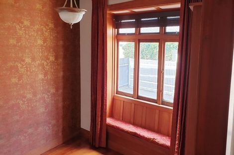 Photo of property in 276 Point Chevalier Road, Point Chevalier, Auckland, 1022