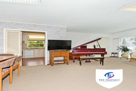 Photo of property in 57 Linwood Avenue, Mount Albert, Auckland, 1025