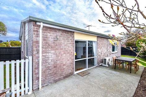 Photo of property in 39c Bassett Street, Burwood, Christchurch, 8083