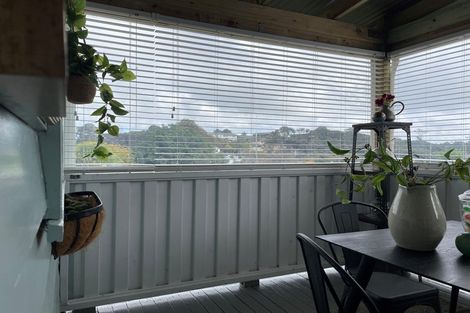 Photo of property in 2 Blacks Road, Greenhithe, Auckland, 0632