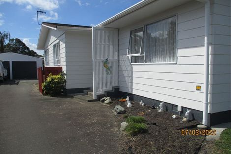 Photo of property in 10 Lane Place, Awapuni, Palmerston North, 4412