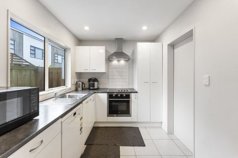 Photo of property in 2/8 Waldie Grove, Avalon, Lower Hutt, 5011