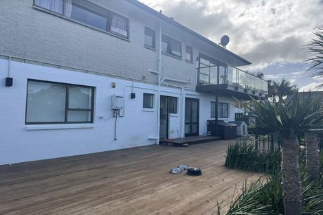 Photo of property in 2/18 Stanley Avenue, Milford, Auckland, 0620