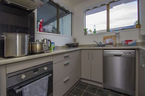 Photo of property in 25 Balloch Street, Randwick Park, Auckland, 2105