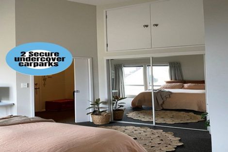 Photo of property in 8a Madeira Lane, Grafton, Auckland, 1023