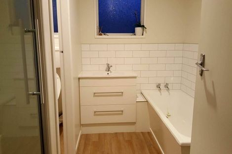 Photo of property in 92 Isleworth Road, Bishopdale, Christchurch, 8053