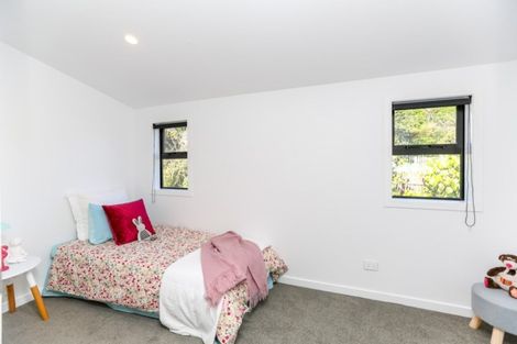 Photo of property in 32 Dixon Street, Oakura, 4314