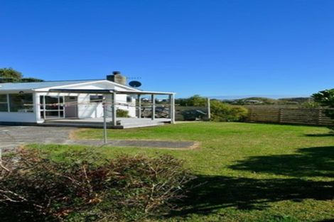 Photo of property in 2b Mahoe Street, Otaki Beach, Otaki, 5512