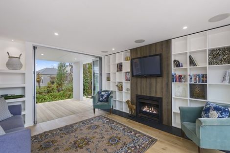 Photo of property in 100 Glandovey Road, Fendalton, Christchurch, 8052