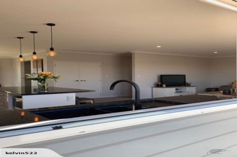 Photo of property in 4 Cassinia Close, Papamoa Beach, Papamoa, 3118