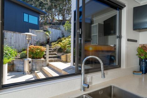 Photo of property in 38 Robertson Street, Raglan, 3225