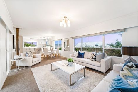 Photo of property in 55 Becroft Drive, Forrest Hill, Auckland, 0620