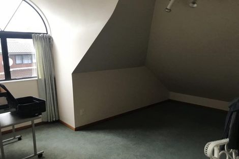 Photo of property in 3/2 Dallinghoe Crescent, Milford, Auckland, 0620