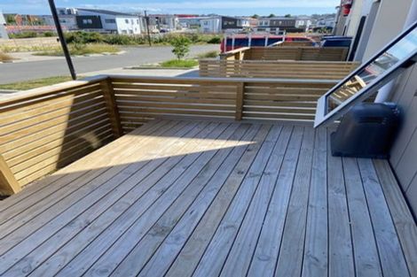 Photo of property in 16 Gecko Road, Hobsonville, Auckland, 0616