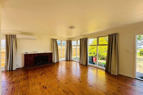 Photo of property in 156 Sunset Road, Unsworth Heights, Auckland, 0632