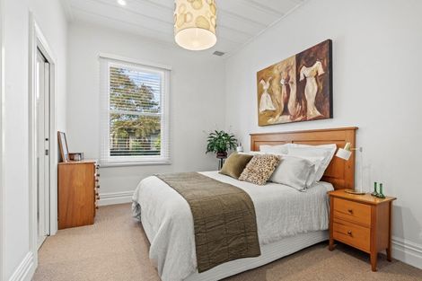 Photo of property in 108 Burnley Terrace, Sandringham, Auckland, 1025