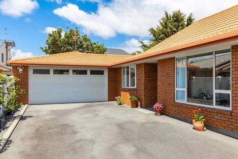 Photo of property in 13 Dillon Street, Blenheim, 7201