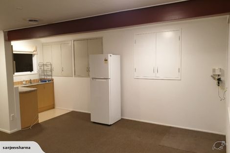 Photo of property in 48 Lynden Avenue, Hillcrest, Auckland, 0627