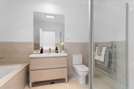 Photo of property in 40 Cambie Avenue, Red Beach, 0932