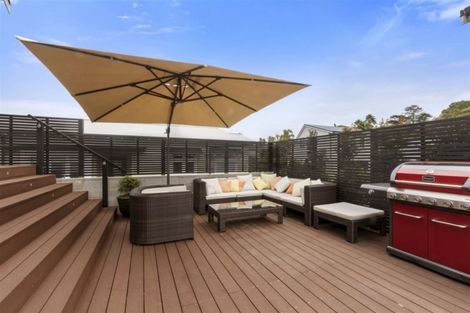 Photo of property in 1c Eversleigh Road, Belmont, Auckland, 0622