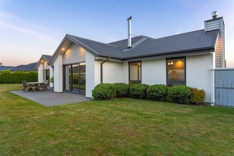 Photo of property in 9 Greenfield Mews, Rangiora, 7400