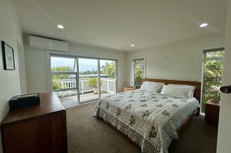 Photo of property in 10 Asbury Crescent, Campbells Bay, Auckland, 0630