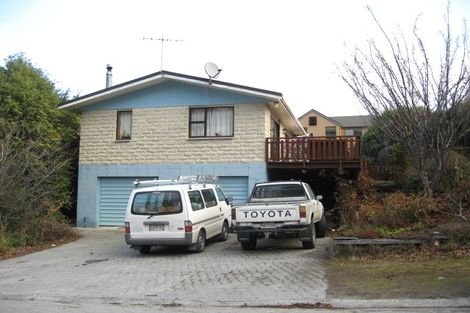 Photo of property in 4 Kent Street, Queenstown, 9300