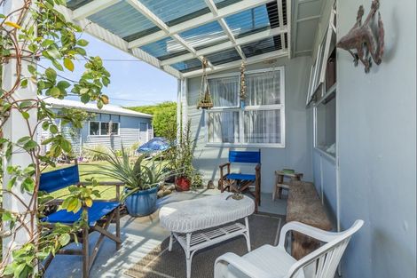Photo of property in 26 Muapoko Street, Himatangi Beach, Foxton, 4891